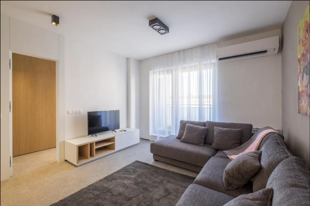 City Apartments - Mall Of Sofia & Metro Station 外观 照片