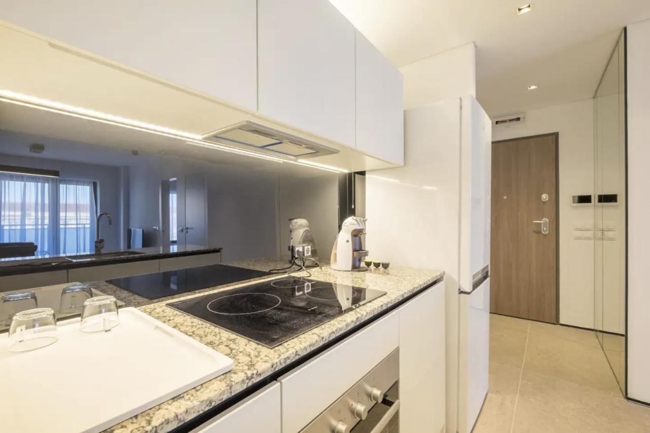 City Apartments - Mall Of Sofia & Metro Station 外观 照片